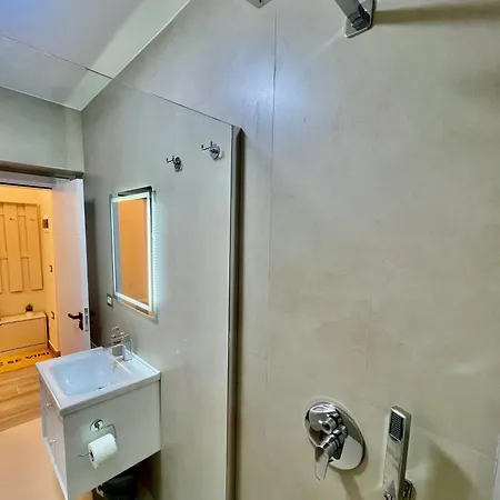 1&2 Apartamento Tirana