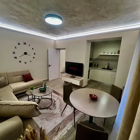 Apartament 1&2 *